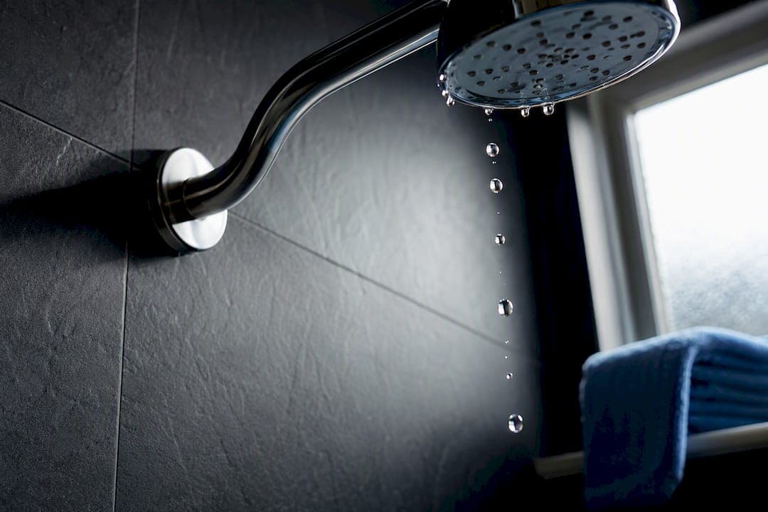 Dripping Shower Head? Diagnose and Fix in 5 Minutes, UK Homeowners